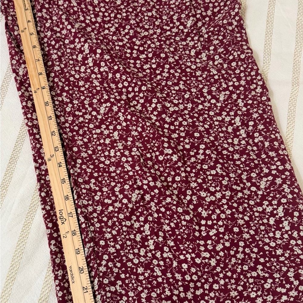 GAP Burgundy Floral Wide Leg Jumpsuit XL | Boho Rayon V-Neck Smocked Waist - Picture 6 of 9